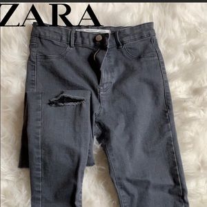 Zara jeans NEVER BEEN WORN